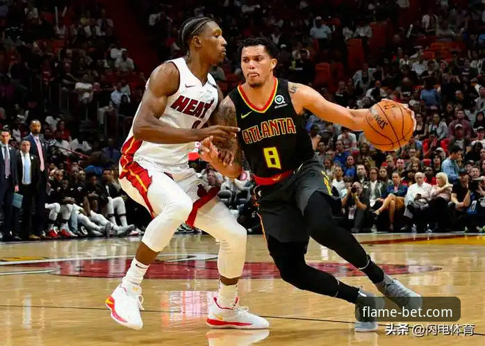 NBA季后赛最新战况：尼克斯队狂胜老鹰队创纪录，火博体育平台实时见证历史时刻